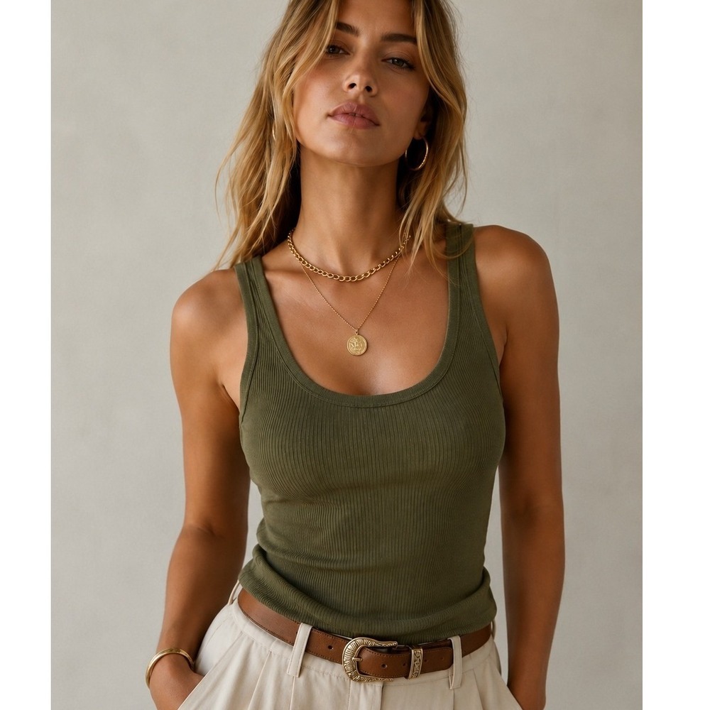 NWOT House of Harlow 1960 Olive Green Ribbed Scoop Neck Tank Top Size Small